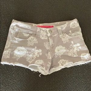 Tinseltown lilac and floral print shorts